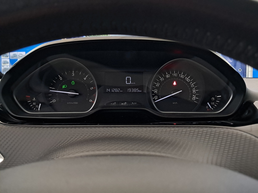 Peugeot 2008, 2017