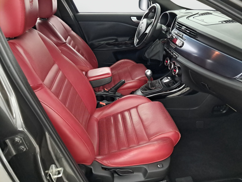 Alfa Romeo Giulietta, 2010