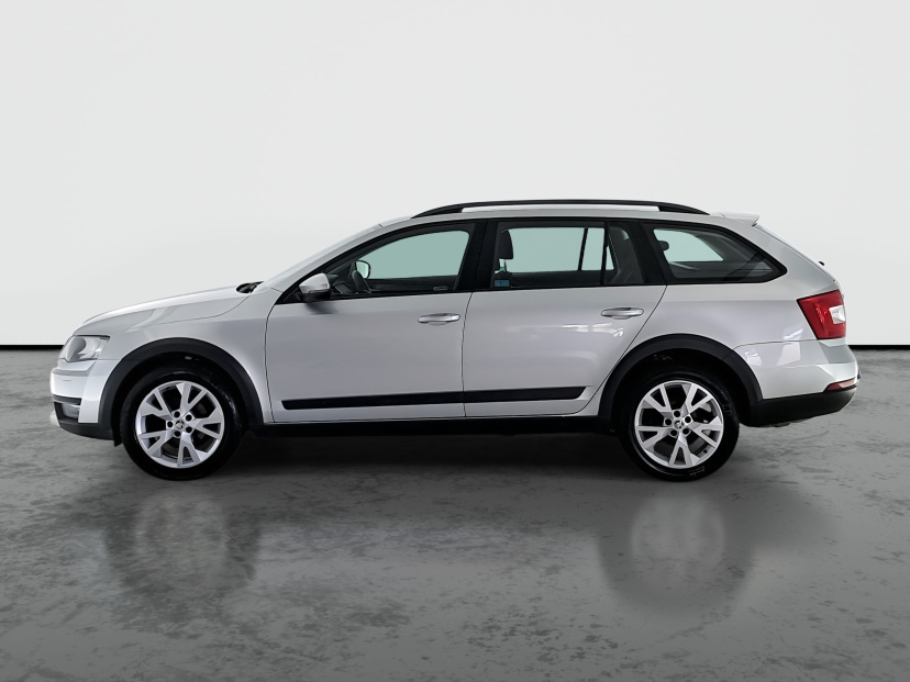 Škoda Octavia Scout, 2016