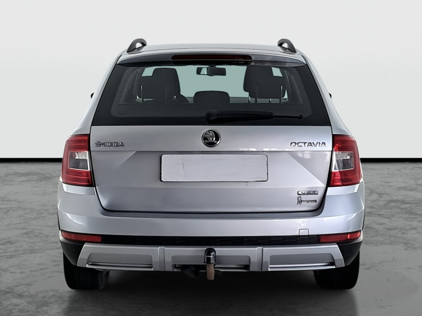 Škoda Octavia Scout, 2016