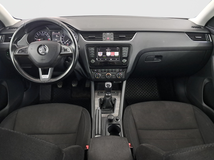 Škoda Octavia Scout, 2016