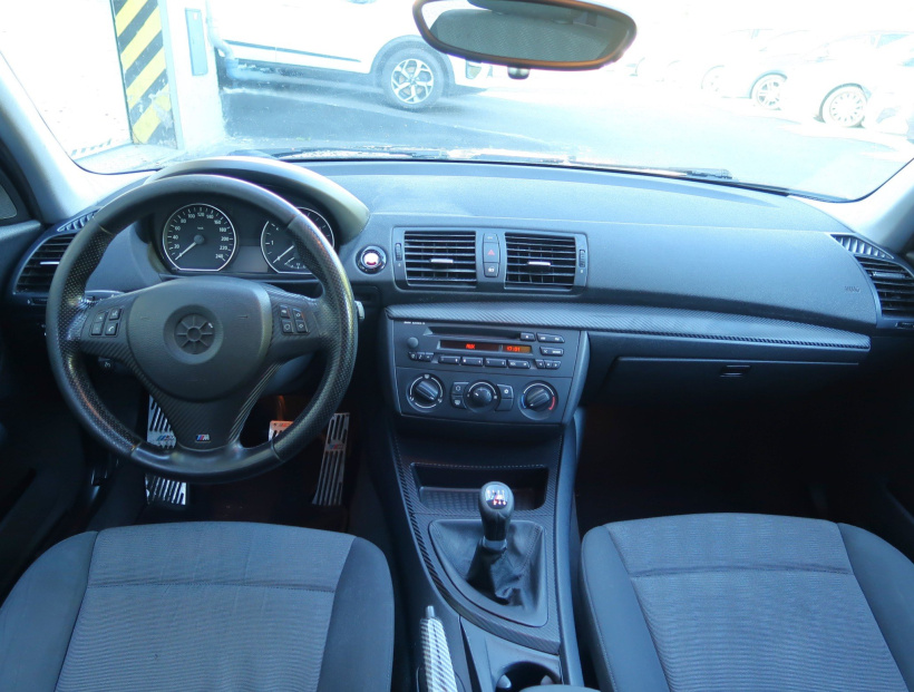 BMW 1, 2006