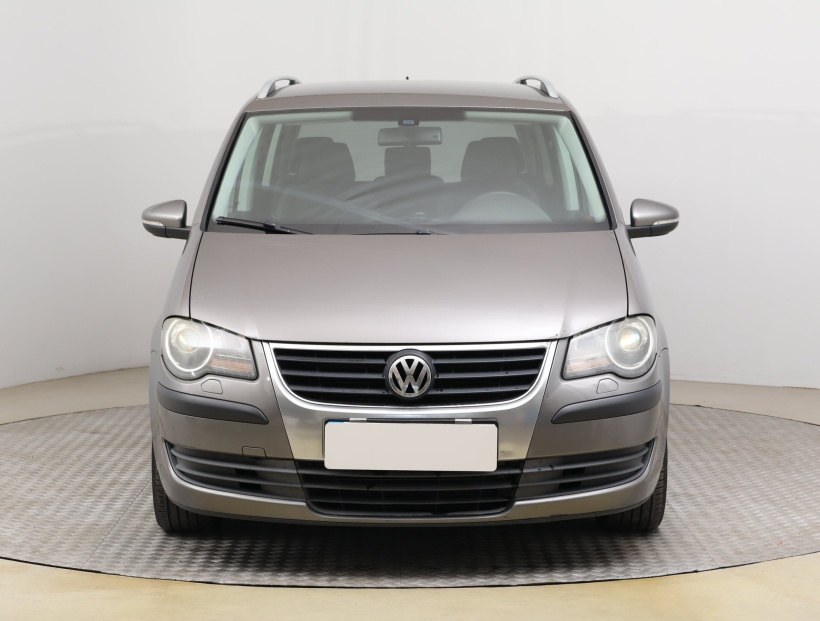 Volkswagen Touran, 2009