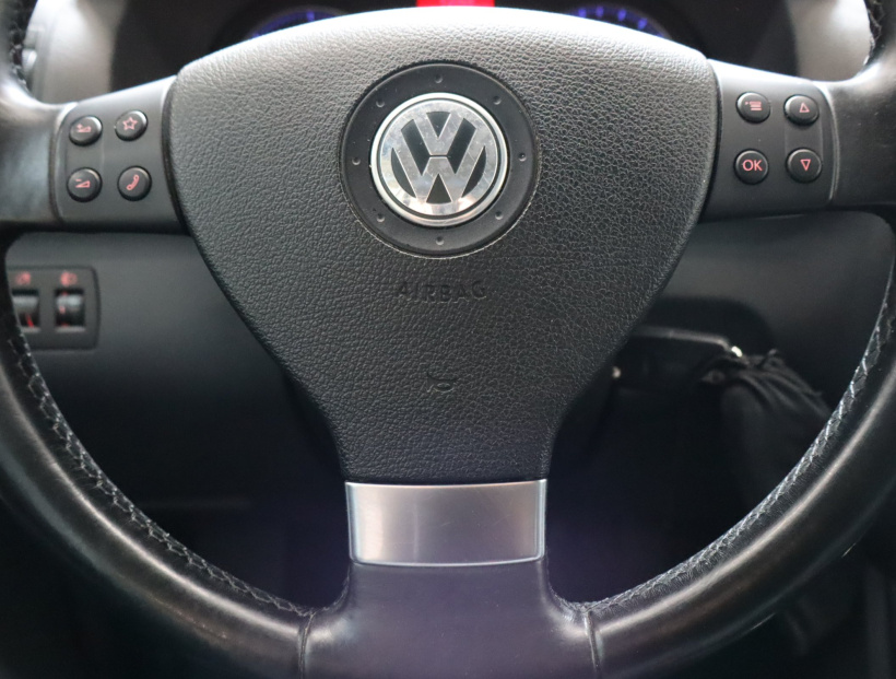 Volkswagen Touran, 2009