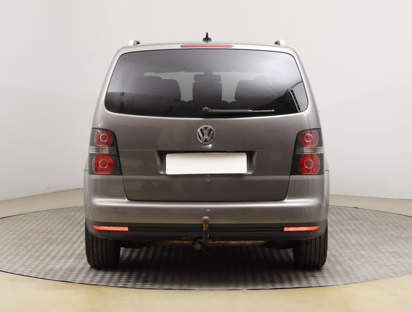 Volkswagen Touran, 2009