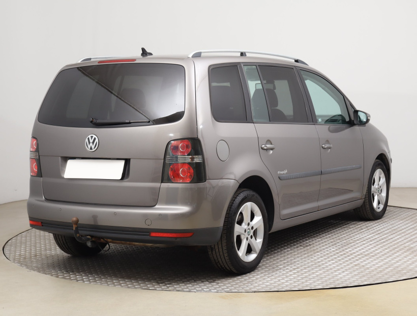 Volkswagen Touran, 2009