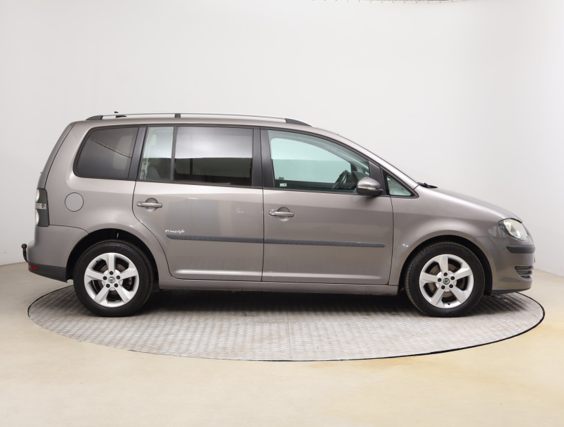 Volkswagen Touran, 2009