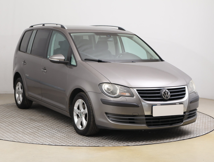 Volkswagen Touran, 2009