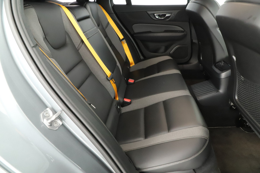 Volvo V60, 2020