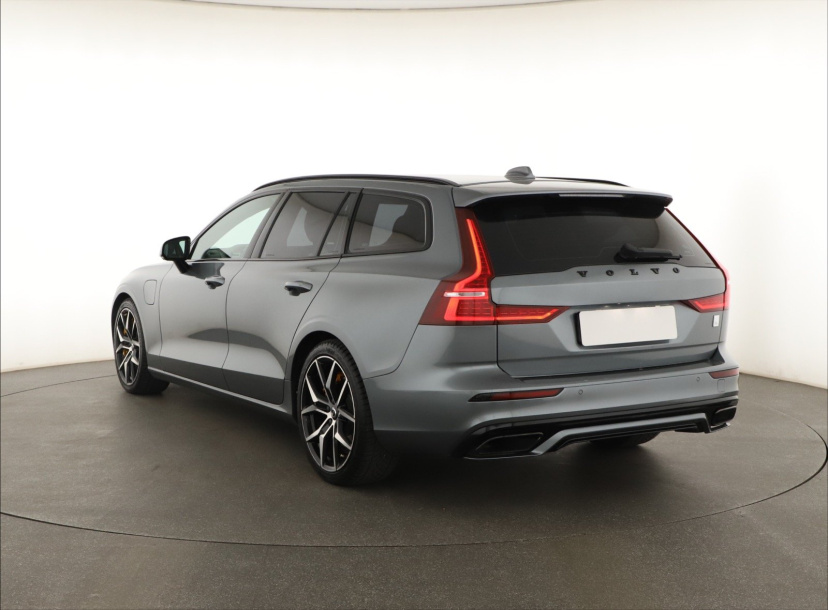 Volvo V60, 2020