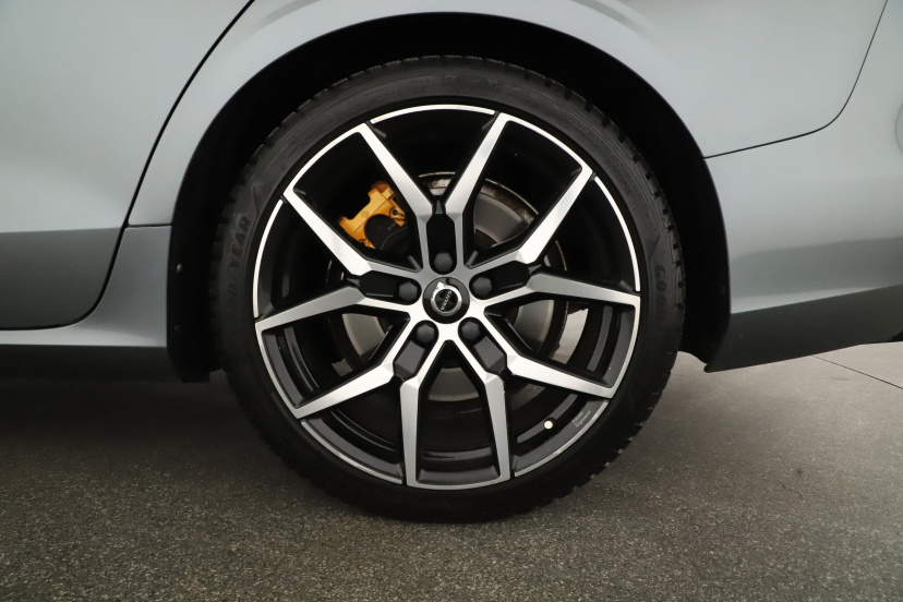 Volvo V60, 2020