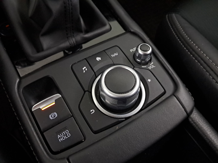 Mazda CX-3, 2019