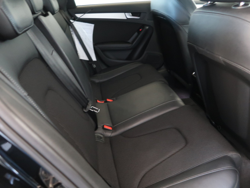 Audi A4, 2013
