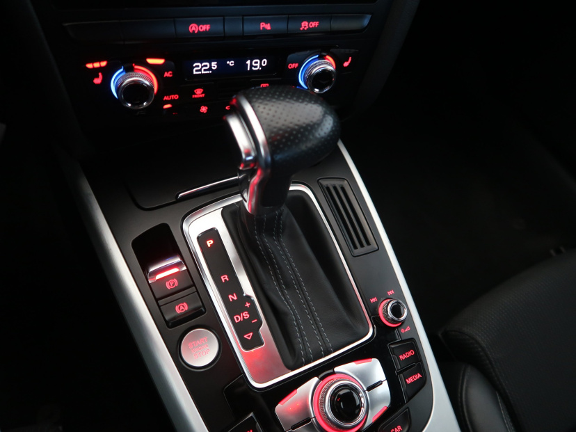 Audi A4, 2013