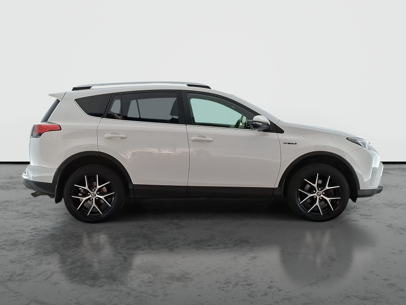Toyota RAV 4, 2016