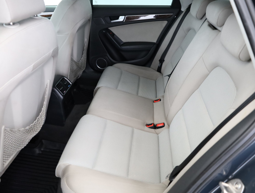 Audi A4 Allroad, 2010