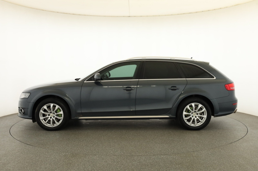 Audi A4 Allroad, 2010