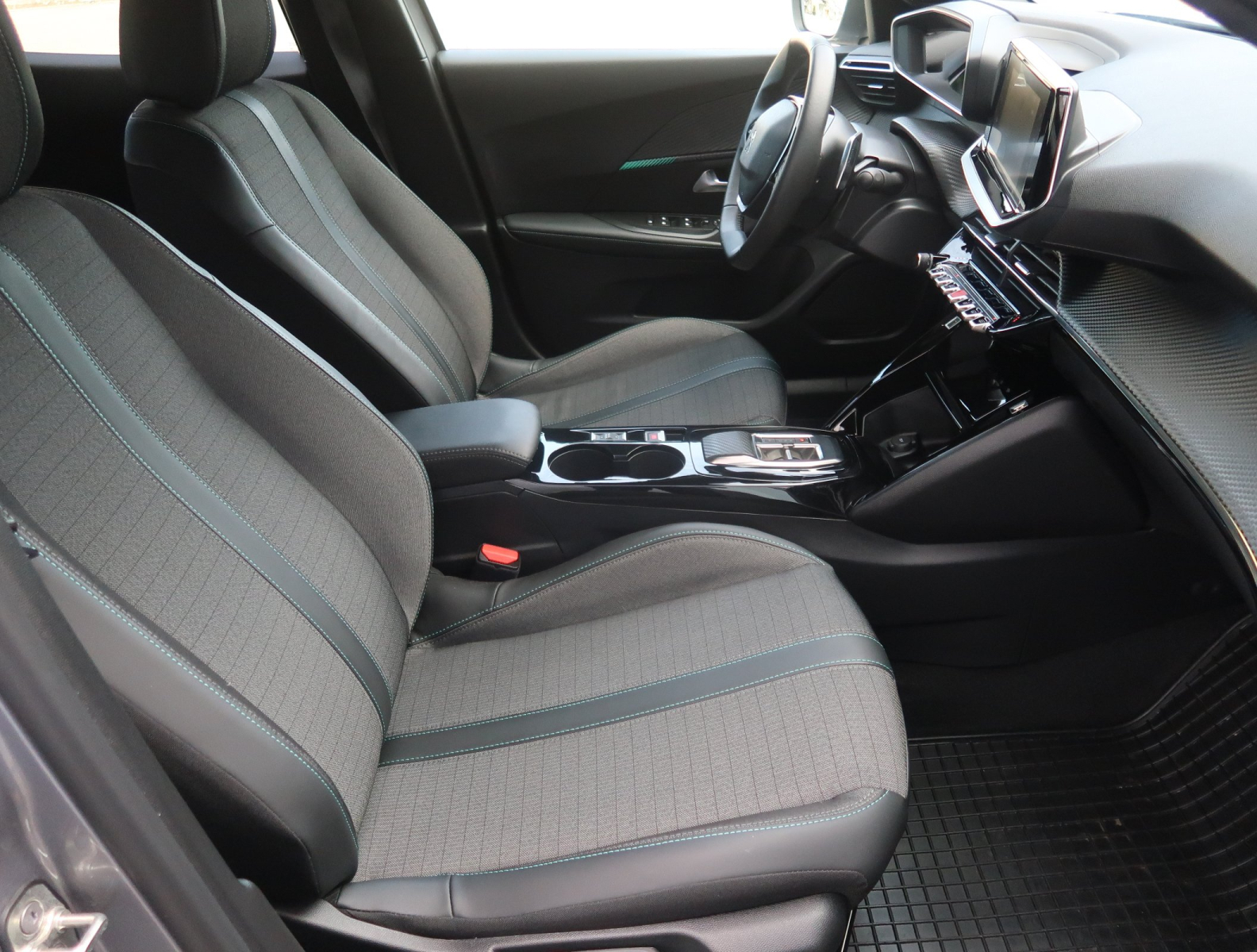 Peugeot 2008 - 2023
