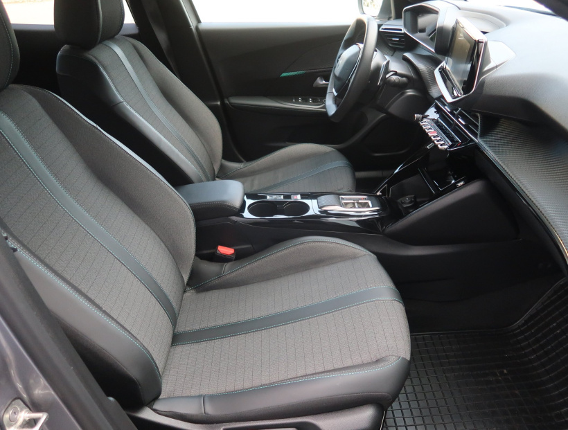 Peugeot 2008, 2023