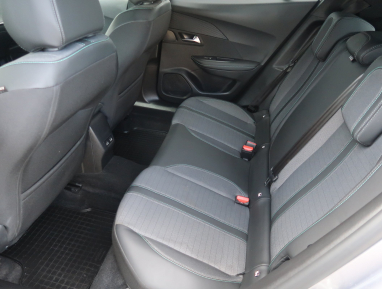 Peugeot 2008 - 2023
