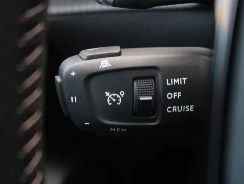 Peugeot 2008, 2023