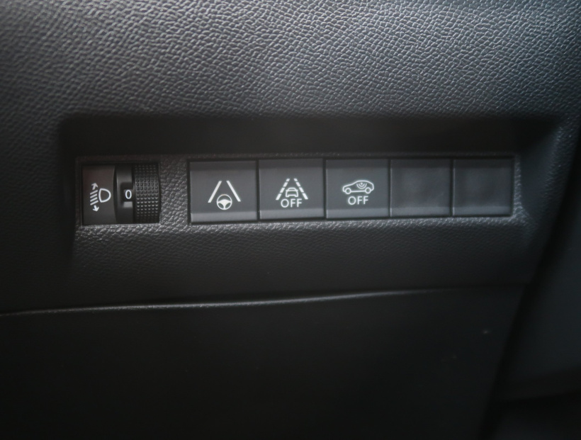 Peugeot 2008, 2023