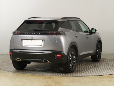 Peugeot 2008 - 2023