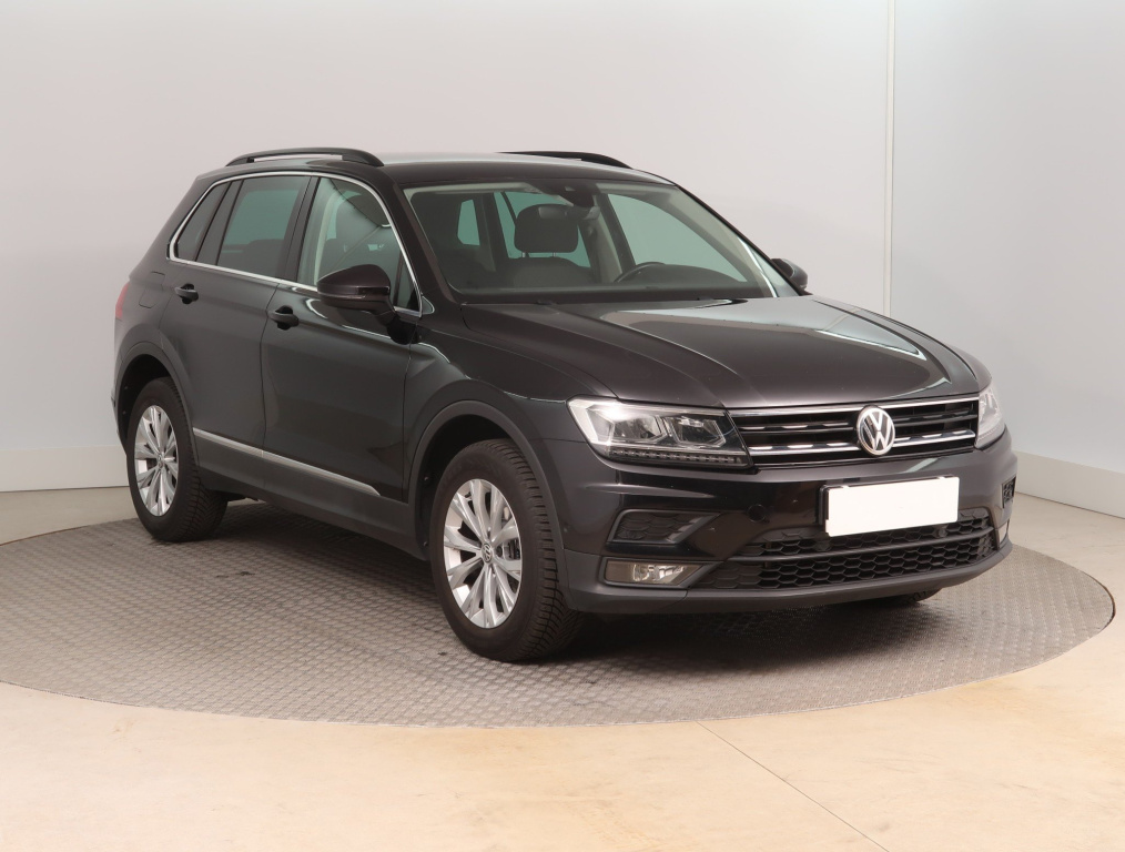 Volkswagen Tiguan, 2020