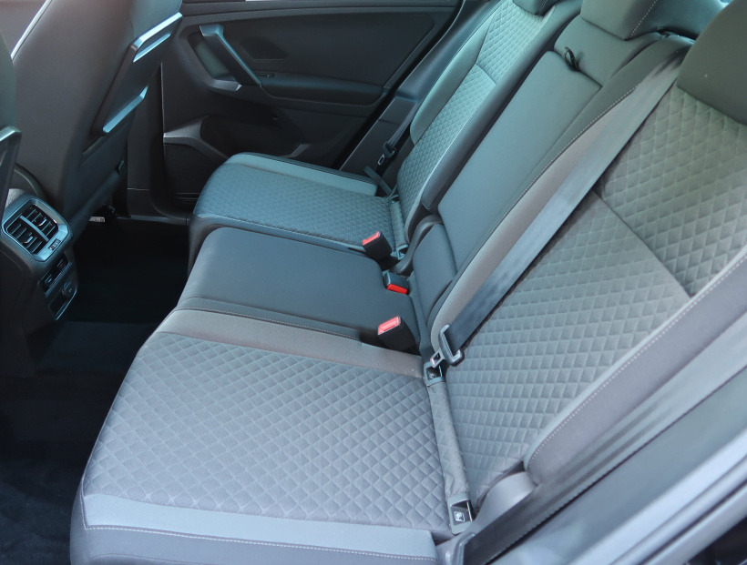 Volkswagen Tiguan, 2020
