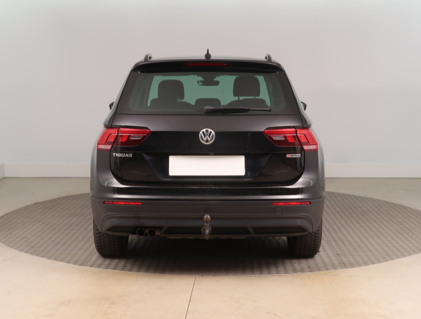 Volkswagen Tiguan, 2020