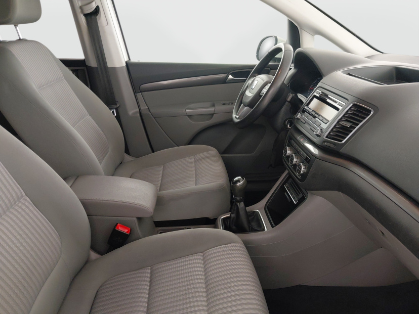 Seat Alhambra, 2013