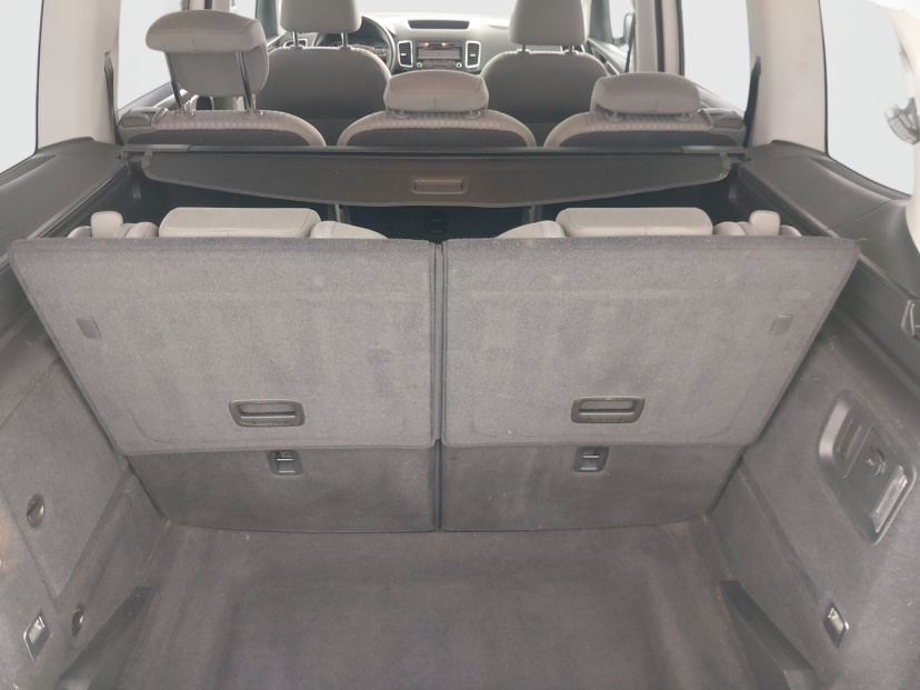 Seat Alhambra, 2013