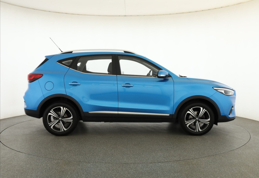 MG ZS SUV, 2022
