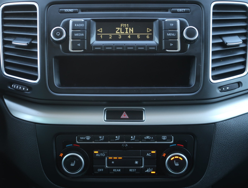 Volkswagen Sharan, 2012