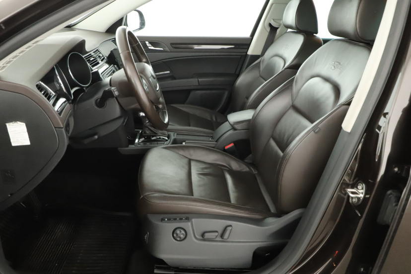 Škoda Superb, 2012