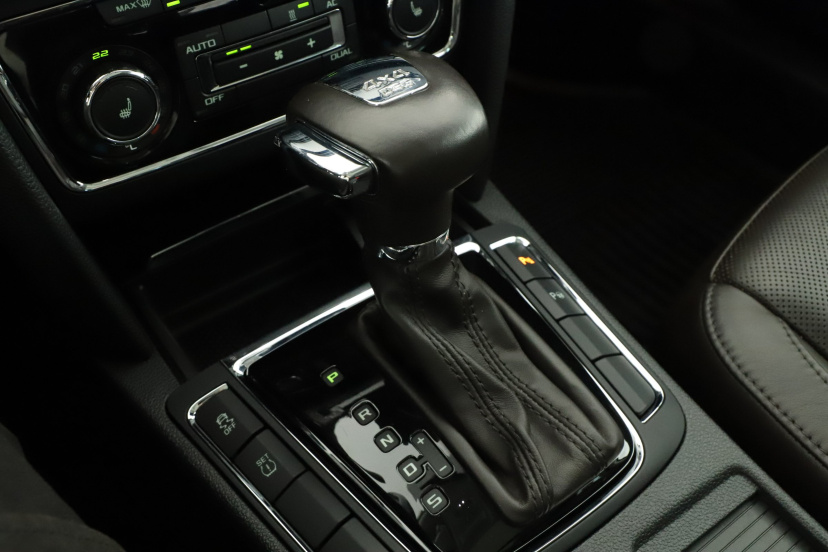 Škoda Superb, 2012