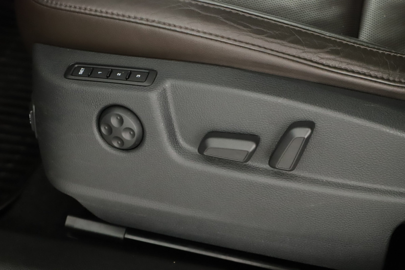 Škoda Superb, 2012
