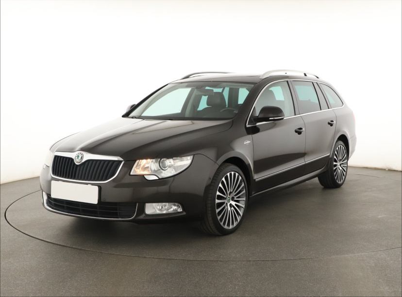 Škoda Superb, 2012