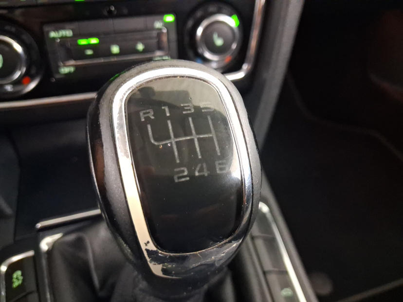 Škoda Superb, 2012