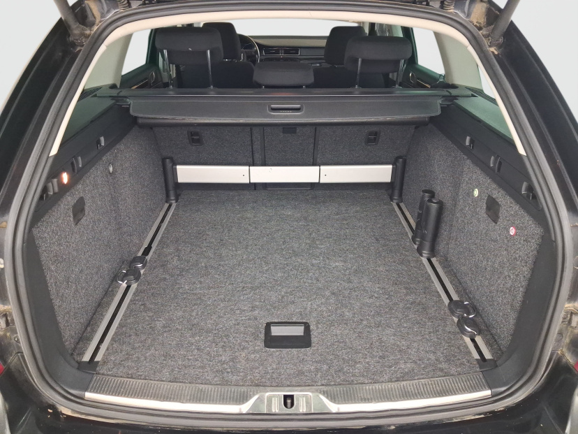 Škoda Superb, 2012