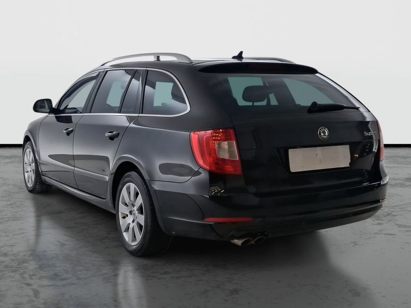 Škoda Superb, 2012