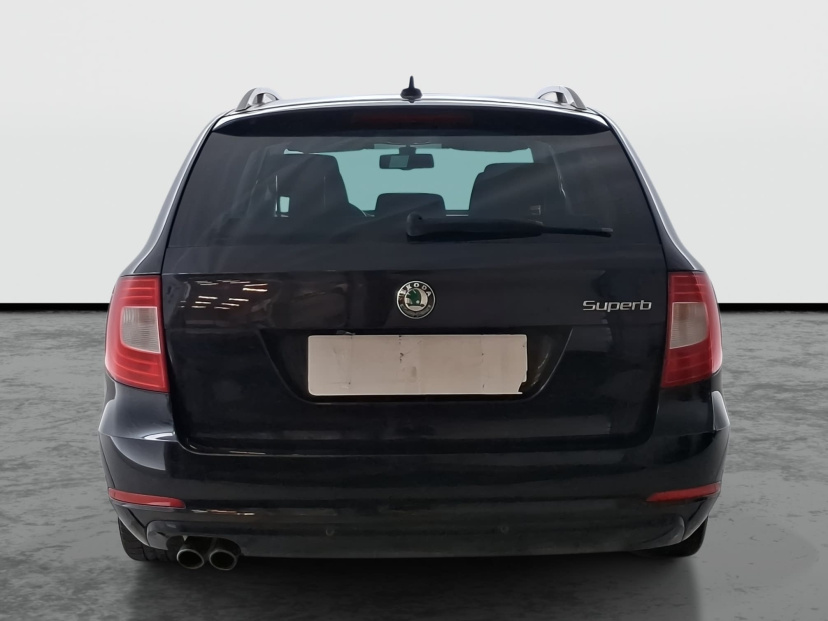 Škoda Superb, 2012