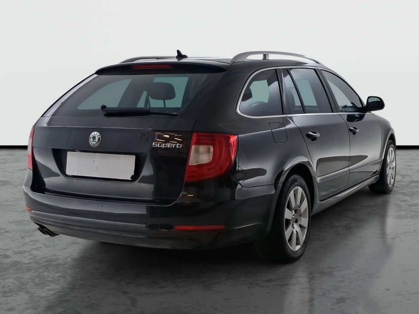 Škoda Superb, 2012