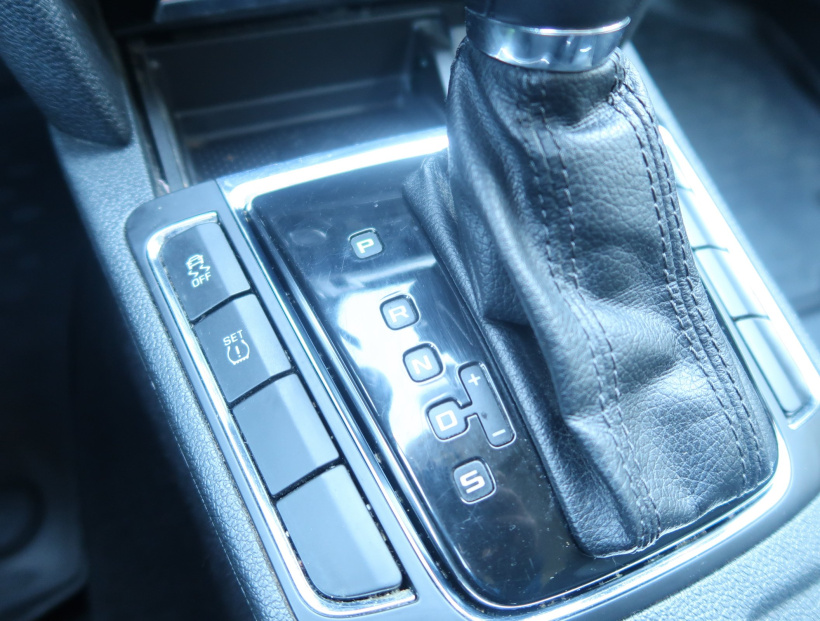 Škoda Superb, 2011