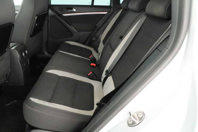 Volkswagen Tiguan, 2016