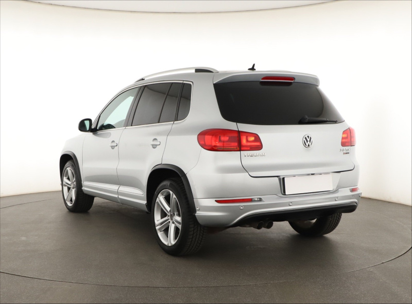 Volkswagen Tiguan, 2016