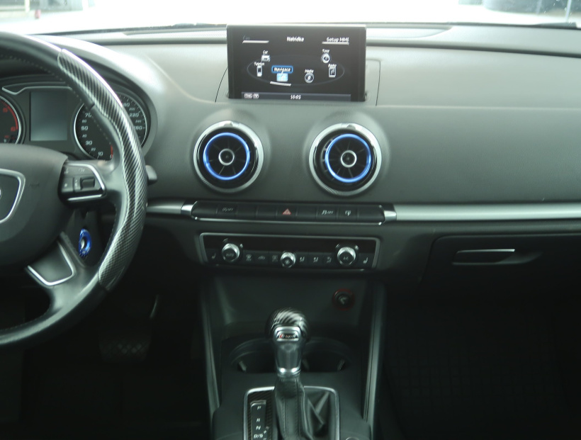 Audi A3, 2015