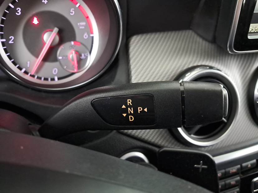 Mercedes-Benz GLA, 2015