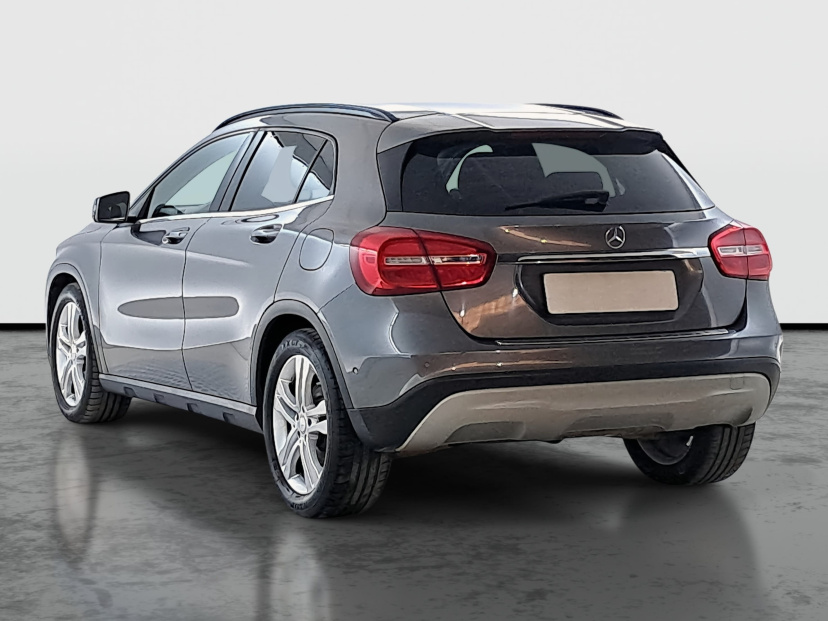Mercedes-Benz GLA, 2015
