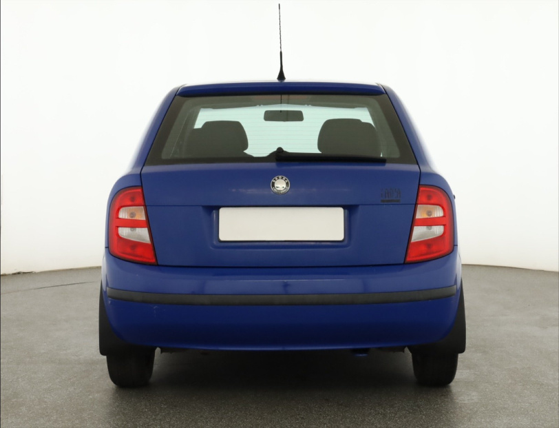 Škoda Fabia, 2004
